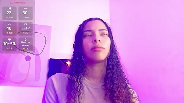 Snapshot of littleebonny chatting on 30, 6, 2026 littleebonny online show from 30, 6, 2026