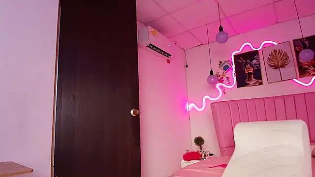 Snapshot of Azul_horney chatting on 26, 2, 2025 Azul horney online show from 26, 2, 2025