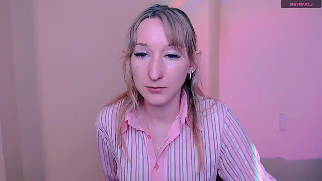 Snapshot of AmandaSell chatting on 12, 6, 2026 AmandaSell online show from 12, 6, 2026