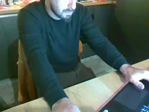 giorgakaci69 online show from 2, 12, 2024