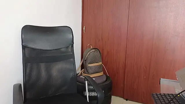 Snapshot of Dj_scarlettmorreti chatting on 26, 1, 2025 Dj scarlettmorreti online show from 26, 1, 2025