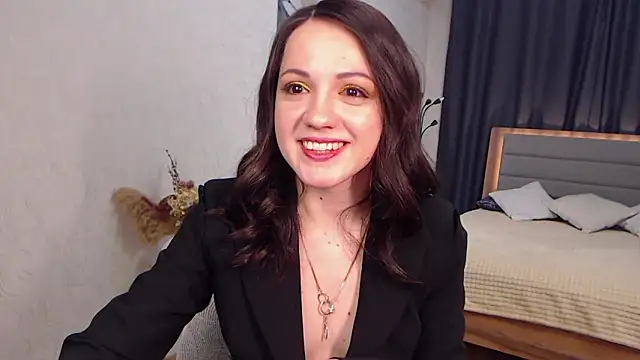 SusanMorado online show from 4, 3, 2025