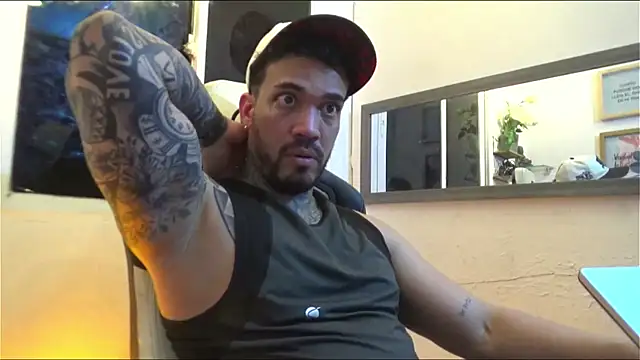 Angel sex latin online show from 16, 1, 2025