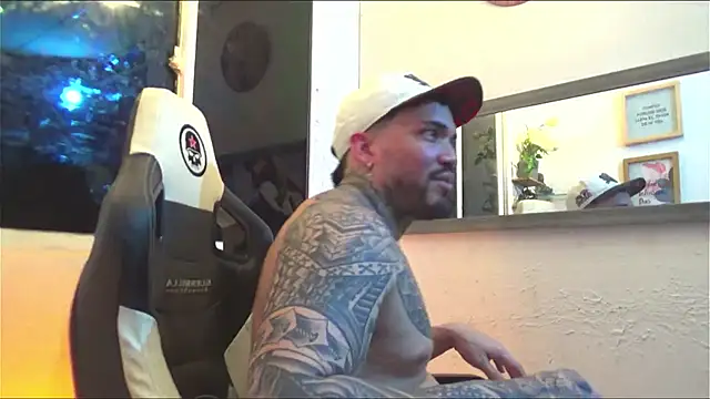 Angel sex latin online show from 19, 1, 2025