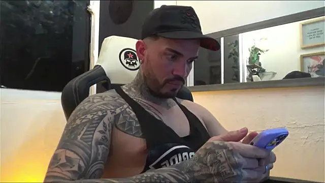 Angel sex latin online show from 28, 1, 2025