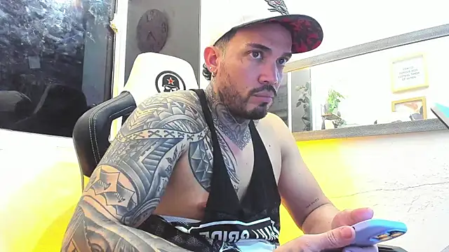 Angel sex latin online show from 5, 2, 2025