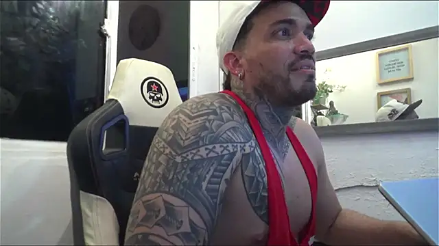 Angel sex latin online show from 18, 3, 2025