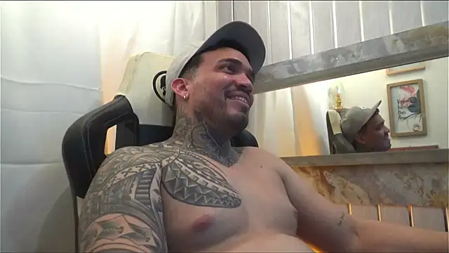 Angel sex latin online show from 24, 9, 2025