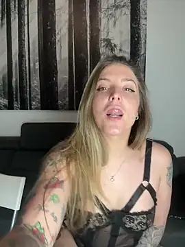 LiliMorganxxx online show from 23, 4, 2026