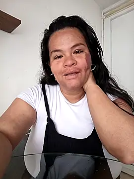 Julieta-tits online show from 13, 4, 2026