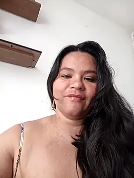 Julieta-tits online show from 13, 5, 2026