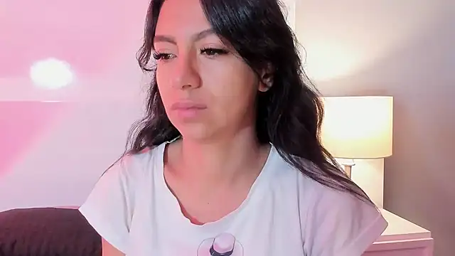 Tamaraakins online show from 1, 12, 2025