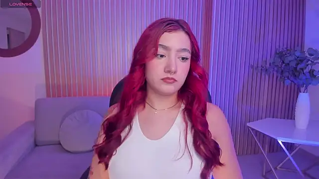 Snapshot of ViolettCastel chatting on 24, 1, 2025 ViolettCastel online show from 24, 1, 2025