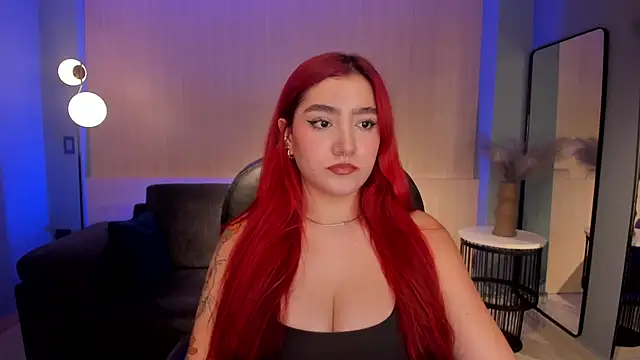 Snapshot of ViolettCastel chatting on 6, 2, 2025 ViolettCastel online show from 6, 2, 2025