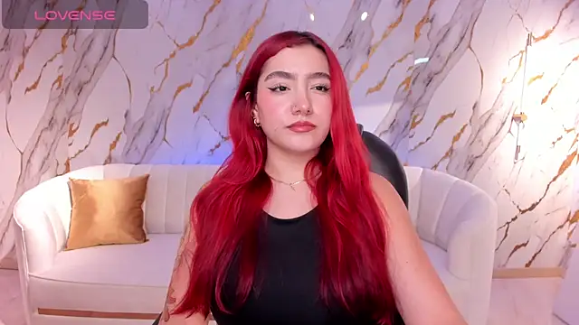 Snapshot of ViolettCastel chatting on 7, 2, 2025 ViolettCastel online show from 7, 2, 2025