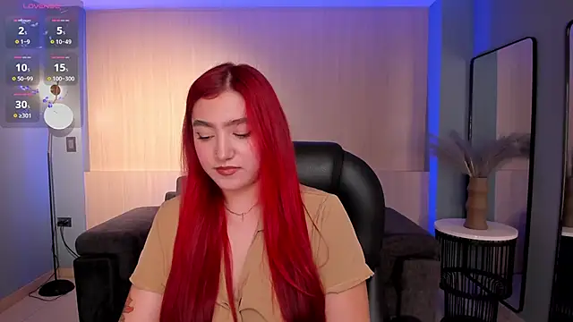 Snapshot of ViolettCastel chatting on 20, 2, 2025 ViolettCastel online show from 20, 2, 2025