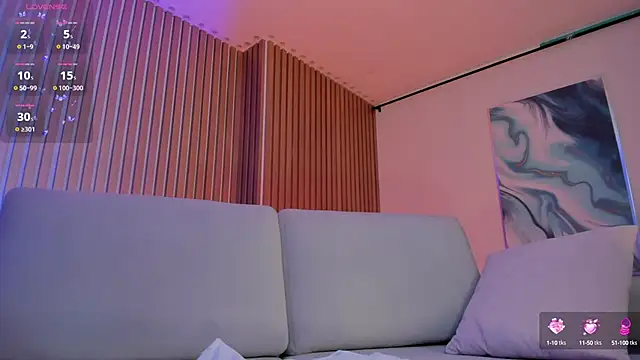 Snapshot of ViolettCastel chatting on 27, 2, 2025 ViolettCastel online show from 27, 2, 2025