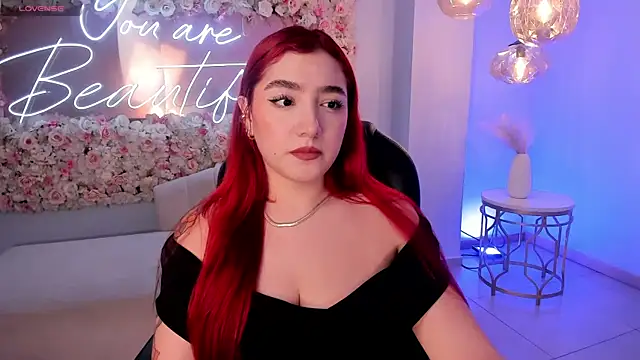 Snapshot of ViolettCastel chatting on 20, 9, 2025 ViolettCastel online show from 20, 9, 2025