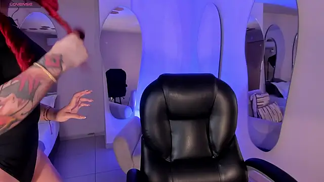 ViolettCastel online show from 24, 10, 2025