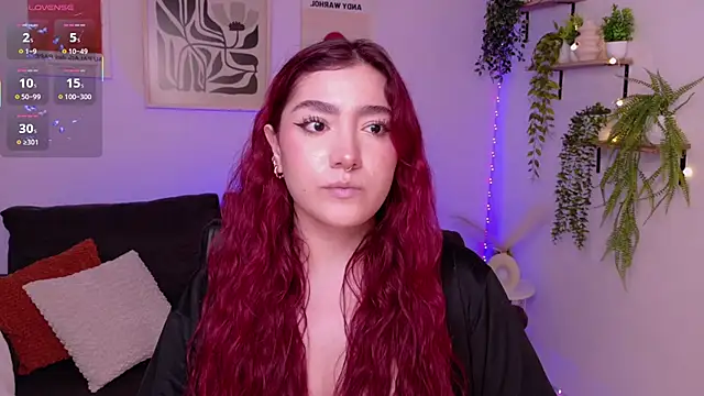 ViolettCastel online show from 2, 4, 2026