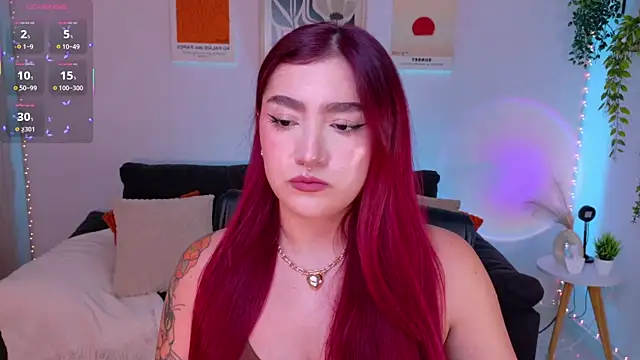 Snapshot of ViolettCastel chatting on 5, 7, 2026 ViolettCastel online show from 5, 7, 2026