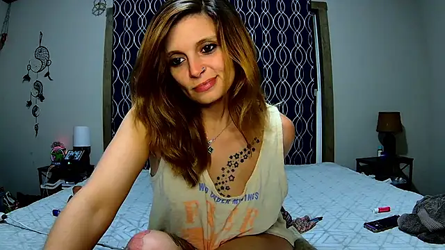 ZeelaXoXo online show from 3, 12, 2024