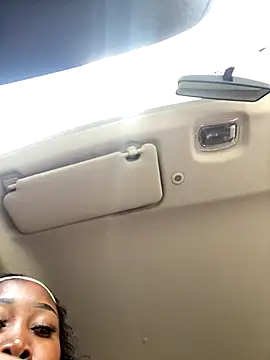 AssMilkymellowxx online show from 19, 11, 2025