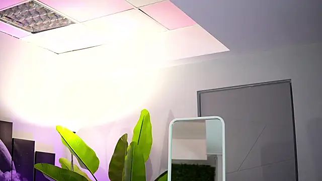 RaquelleVon online show from 23, 2, 2026