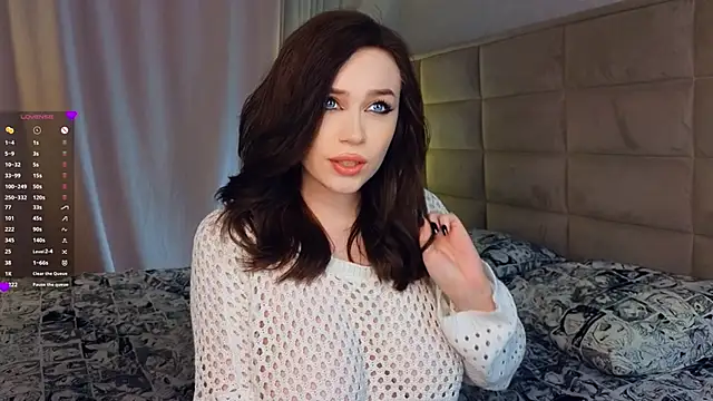 AsteriaHamel online show from 2, 3, 2025