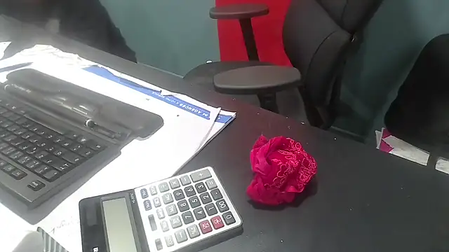 dominemoi4 online show from 7, 1, 2026