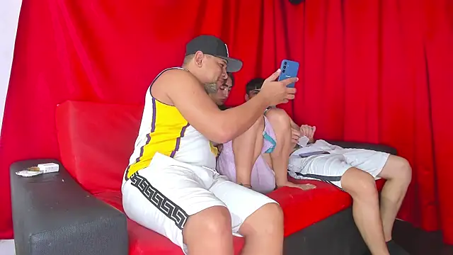 Extreme Team8 online show from 10, 1, 2025