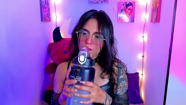 Snapshot of Dann_dan chatting on 4, 12, 2024 Dann dan online show from 4, 12, 2024