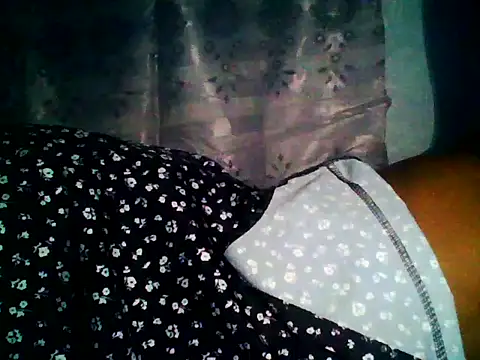 Snapshot of Sweetrata_ chatting on 8, 11, 2025 Sweetrata online show from 8, 11, 2025