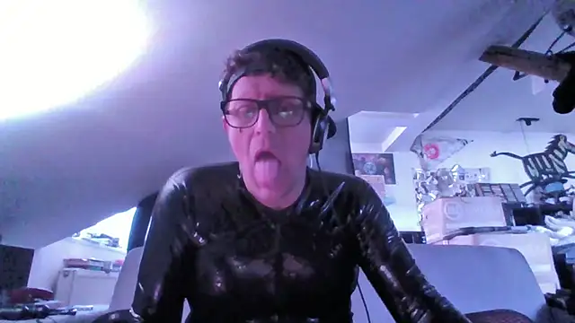 Bigthroaterboy online show from 30, 10, 2025