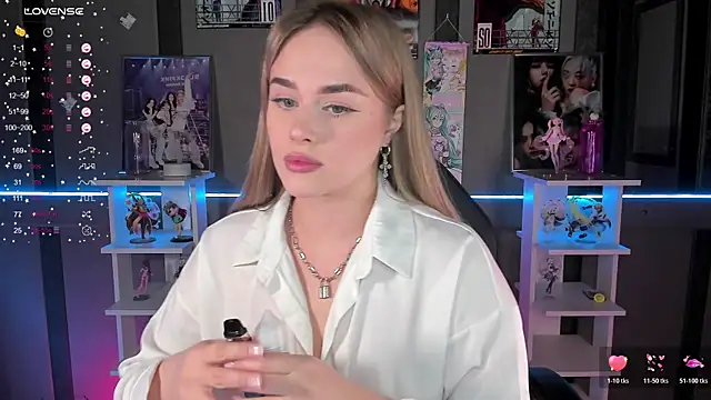 Ellen Soft online show from 12, 11, 2025