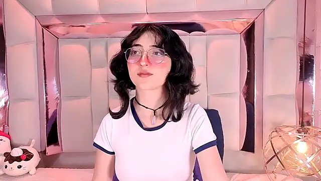 Snapshot of SaraMartini1 chatting on 19, 4, 2026 SaraMartini1 online show from 19, 4, 2026