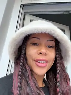 HaileyDiana online show from 26, 3, 2026