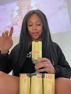 HaileyDiana online show from 13, 4, 2026