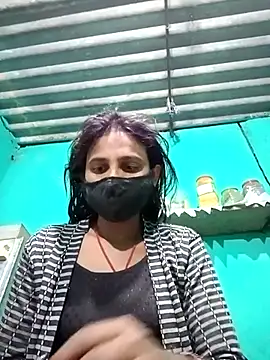 Snapshot of Baby__Shreya chatting on 2, 3, 2025 Baby  Shreya online show from 2, 3, 2025