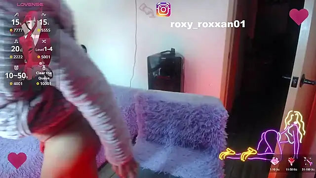 Snapshot of roxy_roxxan chatting on 30, 11, 2025 roxy roxxan online show from 30, 11, 2025