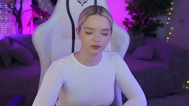 Cassy-Celestial  online show from 16, 2, 2025