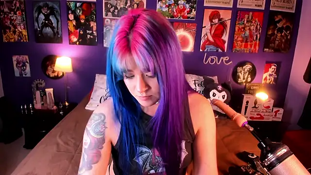 Snapshot of anne_cross chatting on 14, 1, 2025 anne cross online show from 14, 1, 2025