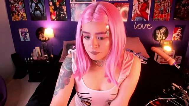 Snapshot of anne_cross chatting on 29, 1, 2025 anne cross online show from 29, 1, 2025