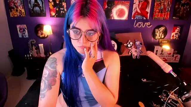 Snapshot of anne_cross chatting on 11, 2, 2025 anne cross online show from 11, 2, 2025