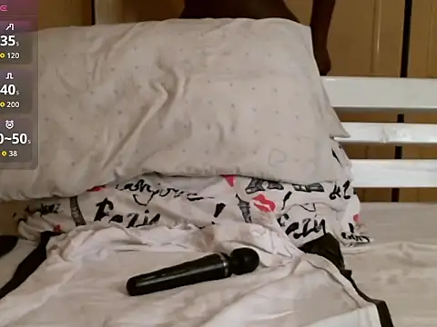 black sexy queen online show from 19, 12, 2025