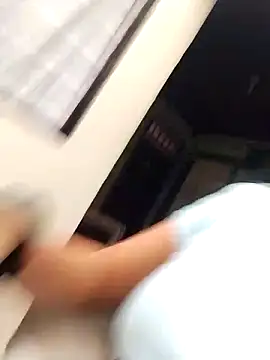 Snapshot of Valeer_abby chatting on 5, 4, 2026 Valeer abby online show from 5, 4, 2026