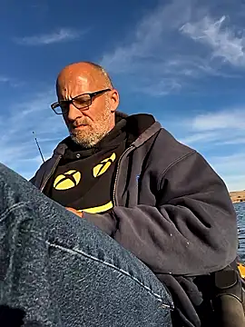 Snapshot of FloppyPickle4u chatting on 18, 1, 2026 FloppyPickle4u online show from 18, 1, 2026