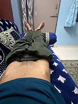 Yours1311 online show from 1, 11, 2025