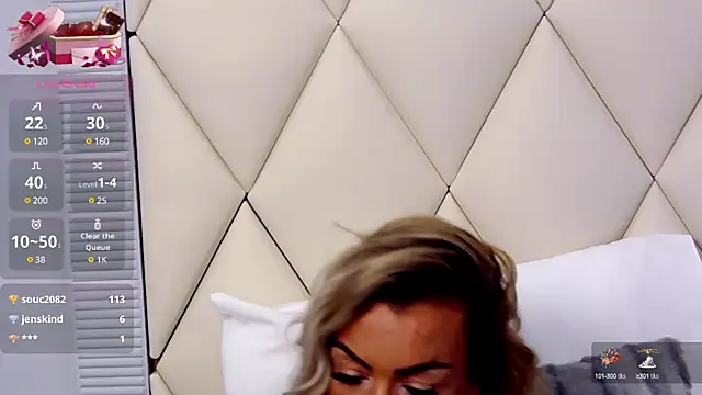 Snapshot of EvieSanders chatting on 11, 2, 2025 EvieSanders online show from 11, 2, 2025