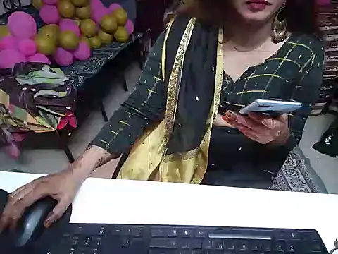 Snapshot of Arushisingh8888 chatting on 17, 12, 2024 Arushisingh8888 online show from 17, 12, 2024